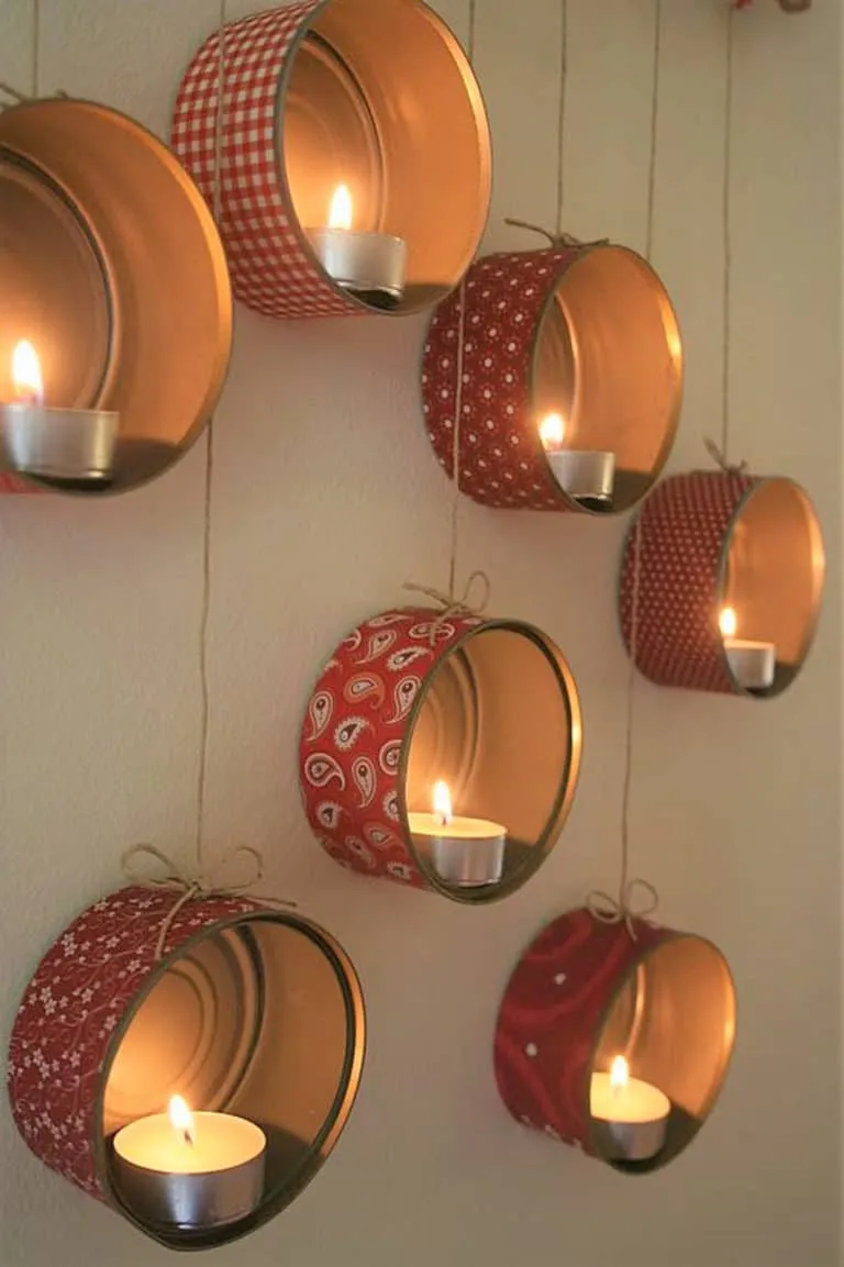 Portavelas con latas recicladas