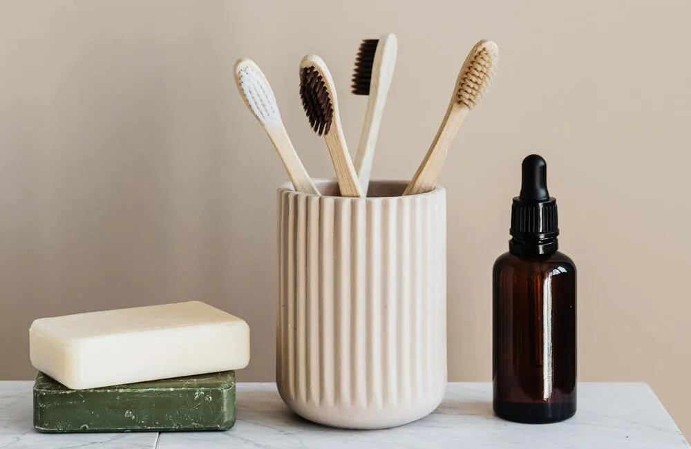 Opciones sustentables para el baño. Cepillos de bamboo y shampoo sólido