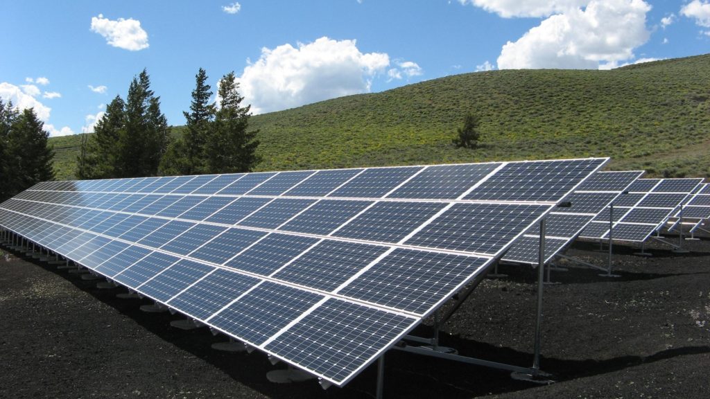 Paneles solares para la obtención de energía.